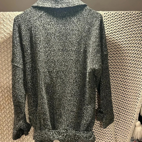 Free People Black womens Tweed Boucle Fall Jacket Small Petite 
Belted - Picture 8 of 9